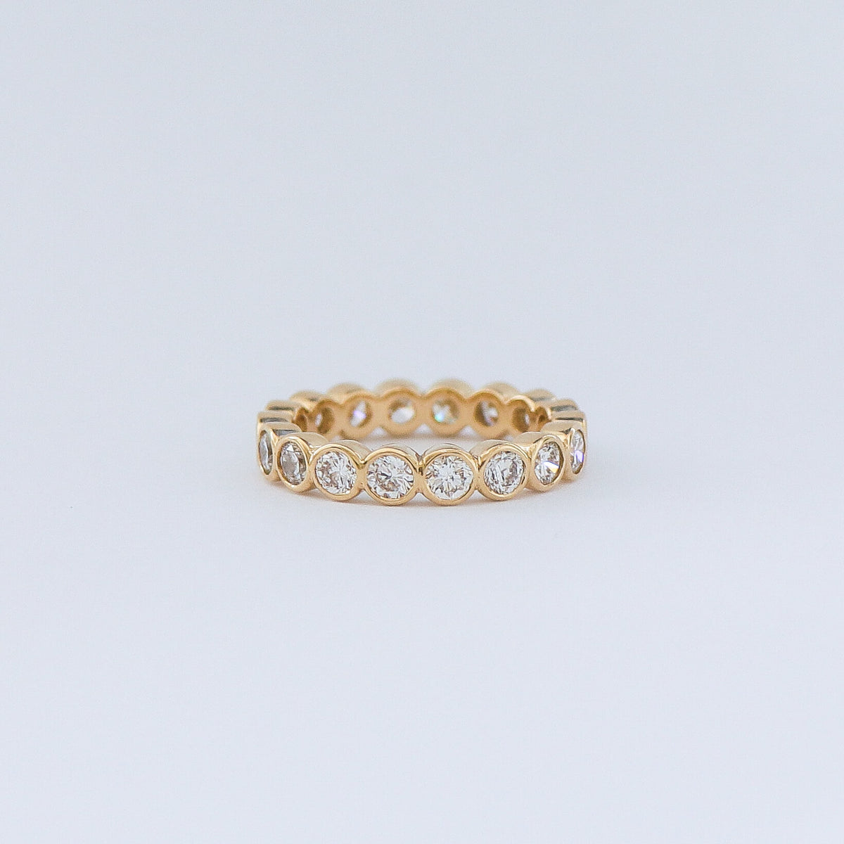 Bezel full eternity